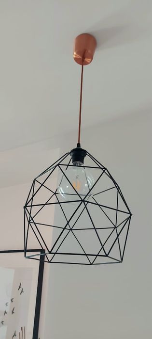 Lampy wiszące Ikea z żarówkami