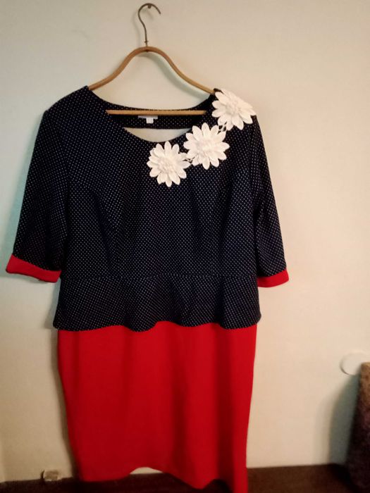 платья женские вечерние