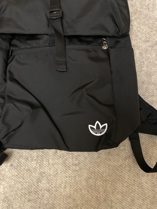 Рюкзак adidas чорний