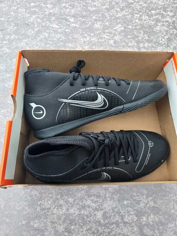 Buty halowe Nike Superfly 8 Club IC, rozmiar 39