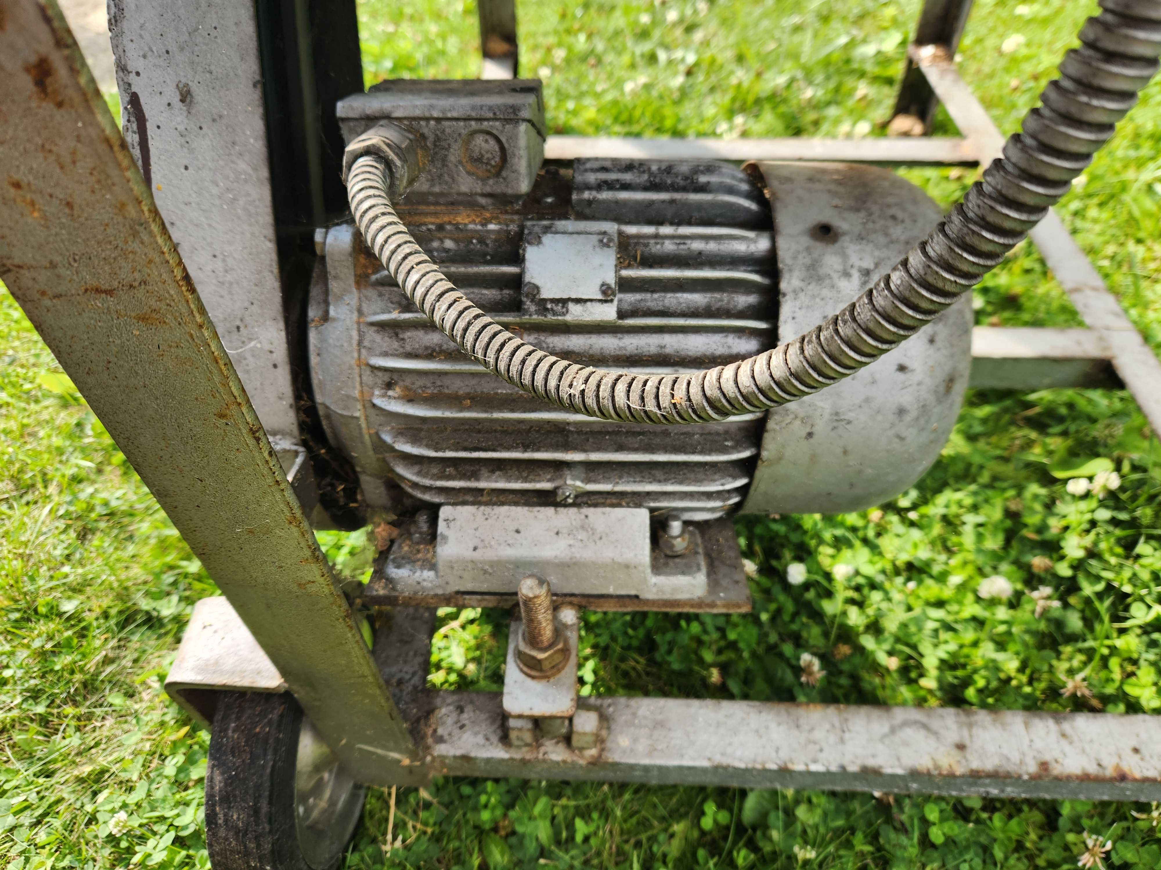 Piła stołowa, cyrkularka, pilarka tarczowa 2.2 kw siła 400V