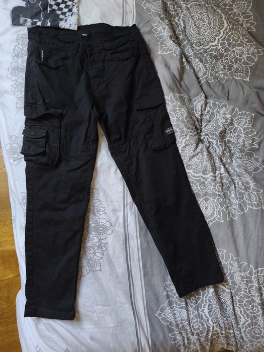 Spodnie Cropp regular 30/s bojówki czarne