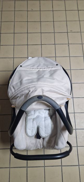 Carrinho de bebé- bebé confort