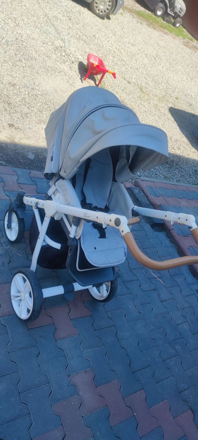 Wózek 4w1 Roan bass baza isofix