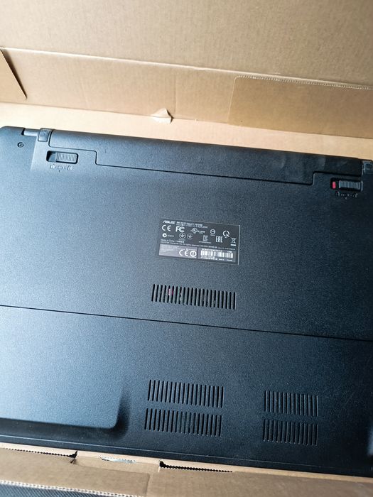 Продам ноутбук асус