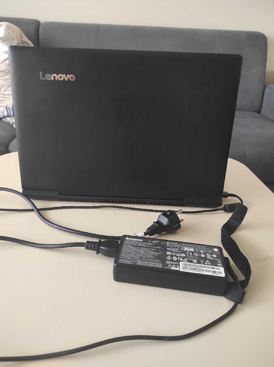 Lenovo Ideapad 700-15 i7-6700HQ/8GB/1000 GTX950M c