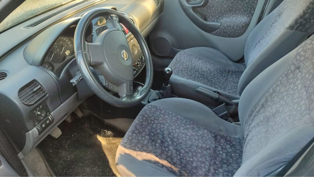 Opel corsa 1.2 1.6v