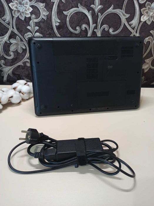 Ноутбук HP 635 AMD E-450