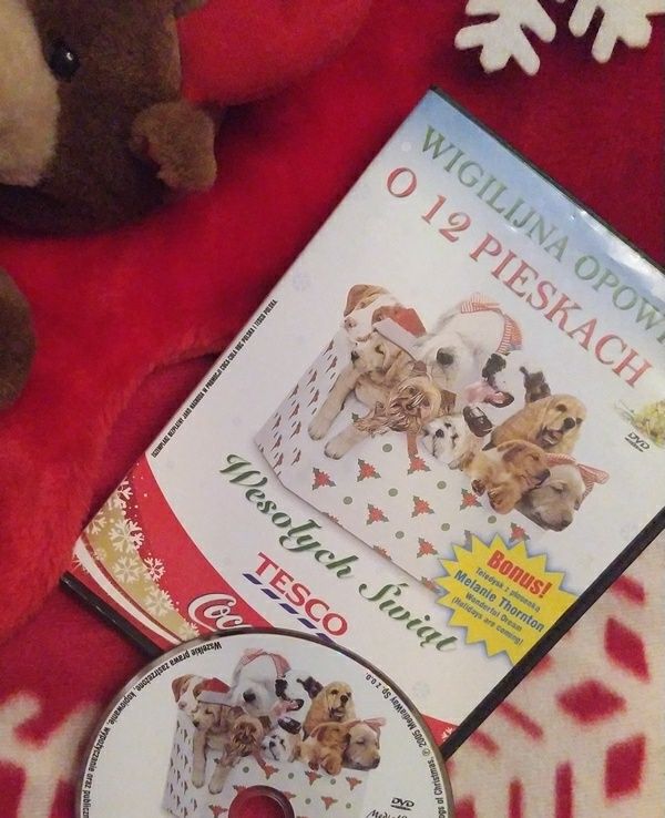 DVD na święta Wigilijna opowieść o 12 pieskach The 12 Dog of Christmas