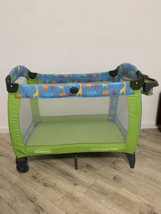 Дитяче ліжечко-манеж Graco
