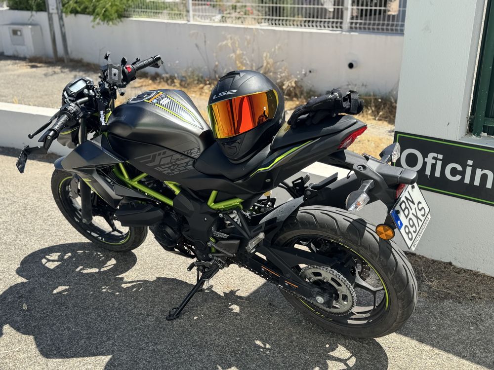 Kawasaki Z125  com 10 meses e 6000 km