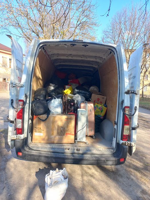 Вантажні перезення Львів бусом 4.3м .Дешево.Вантажне таксі.