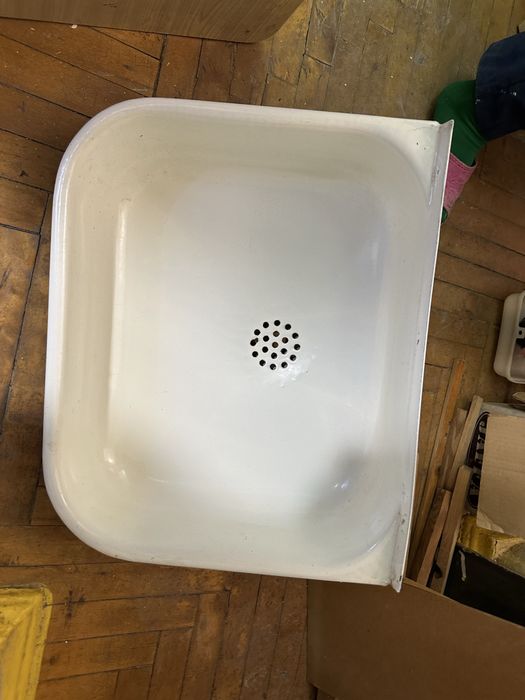 Раковина металическая