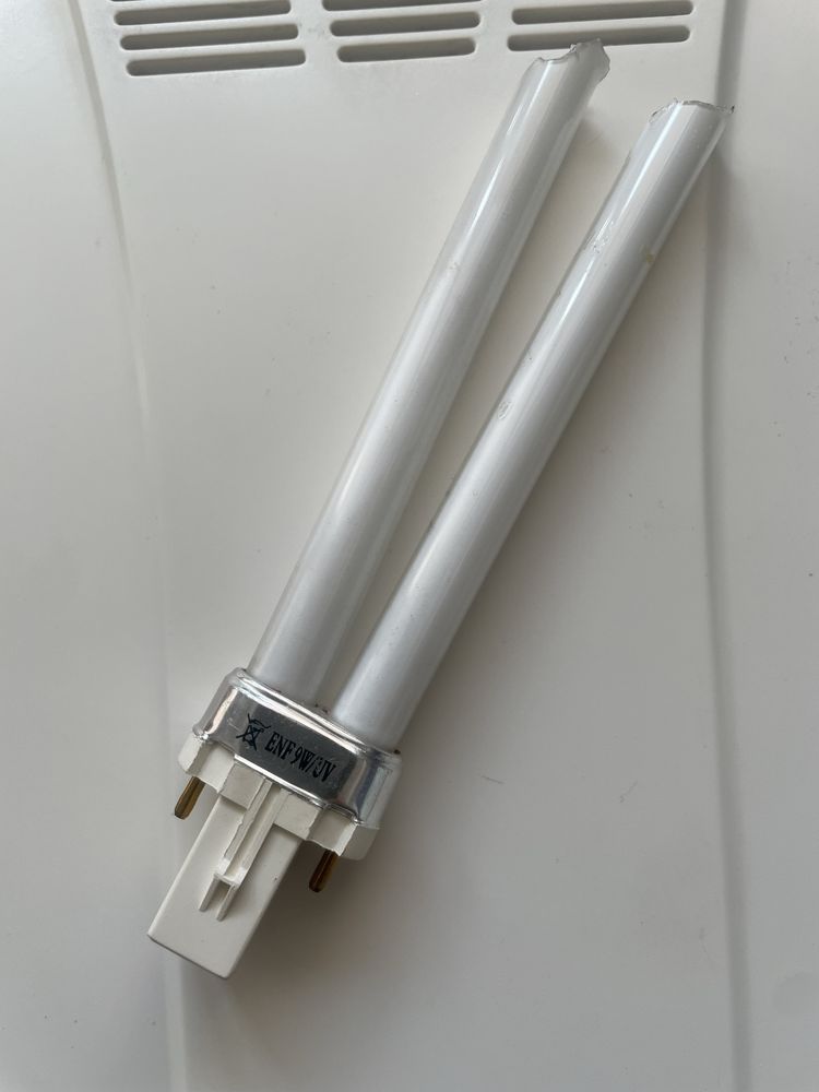 Lampa utwardzajaca do paznokci