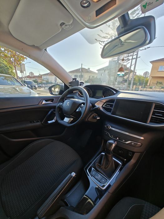 Peugeot 308 - ano 2018 mudanças automaticas2018