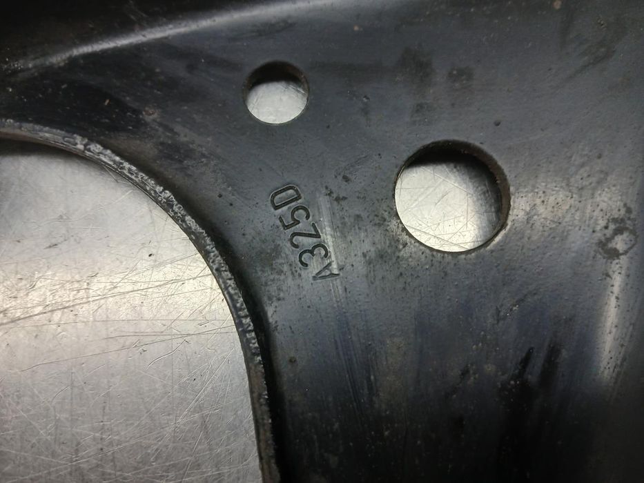 Braço de suspensão frente direito DACIA Dokker (0S_)