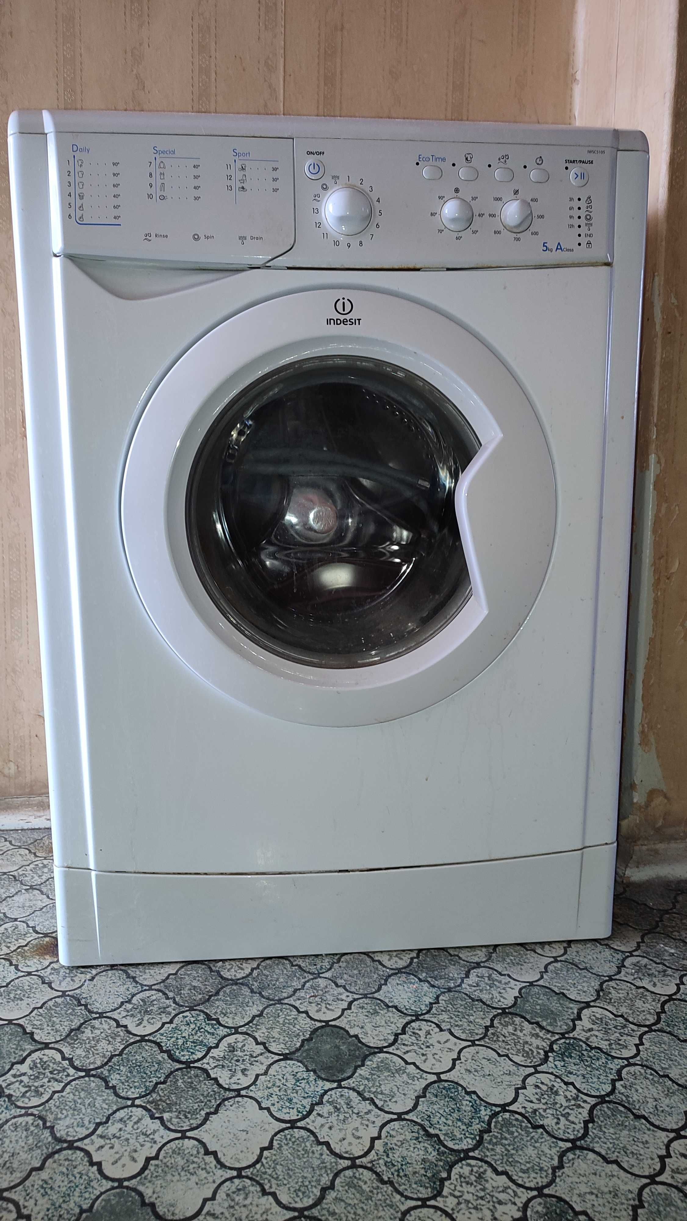 Пральна машина Indesit IWSC 5105 (EU)