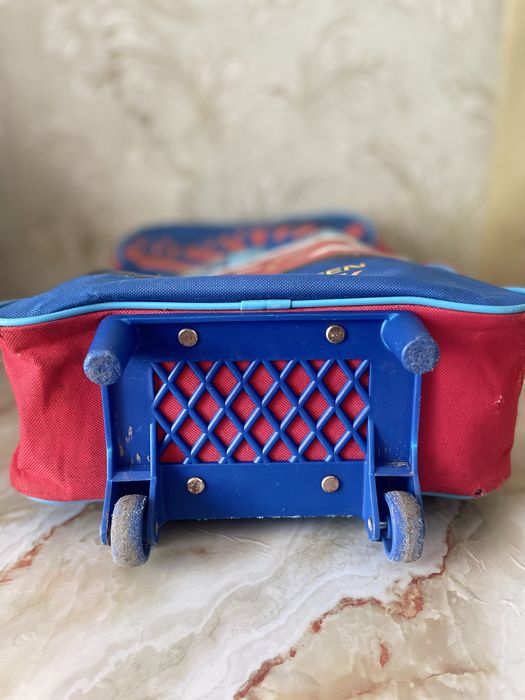 Дитяча валіза на колесах “Cars / МакКвін”