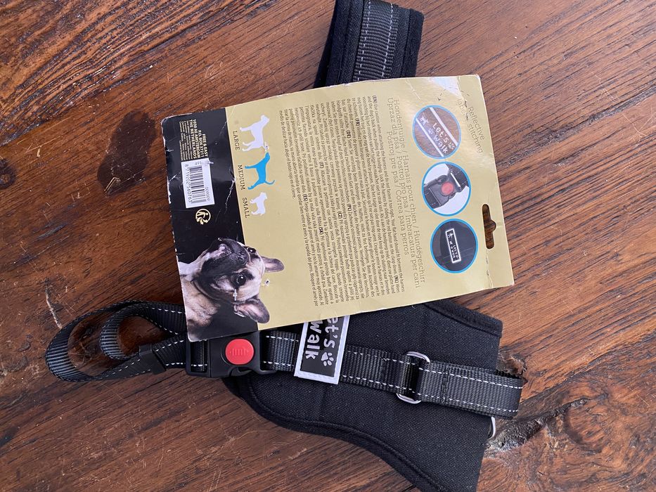 Шлеї для собак