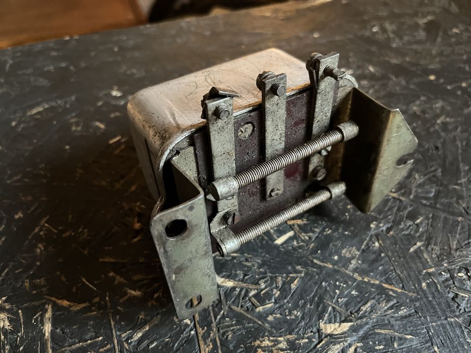 MZ Jawa Fiat 126p Nysa Zuk Lublin regulator 12V napiecia 6V oryg slask