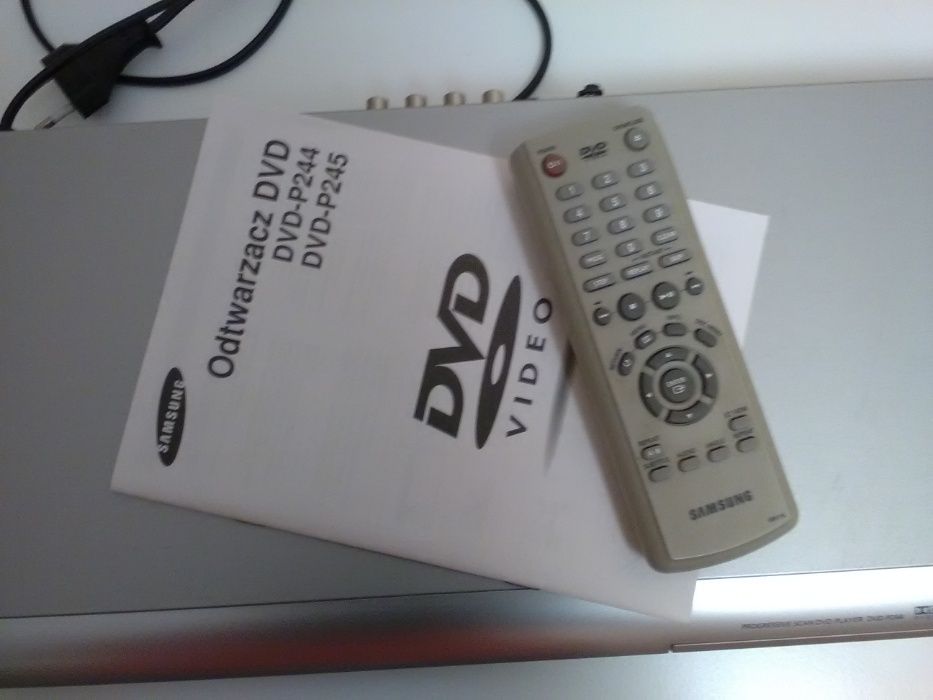 Odtwarzacz DVD P244 Samsung +pilot kabel Euro 100% sprawny