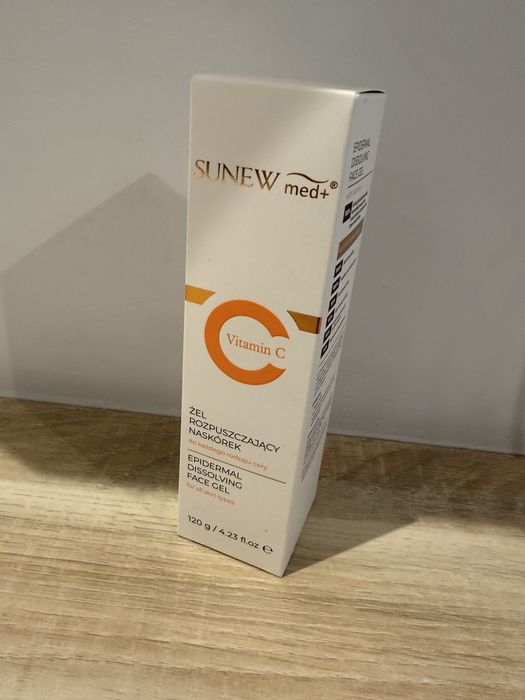 Sunew Med+ Żel Rozpuszczający Naskórek z Wit. C