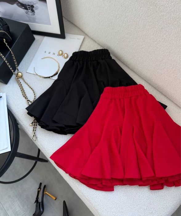 Продам спідницю шорти розмір м