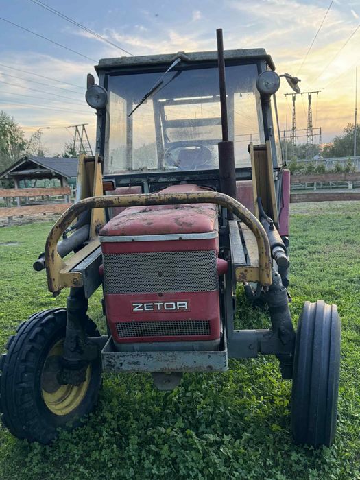 Sprzedam Zetora 5718