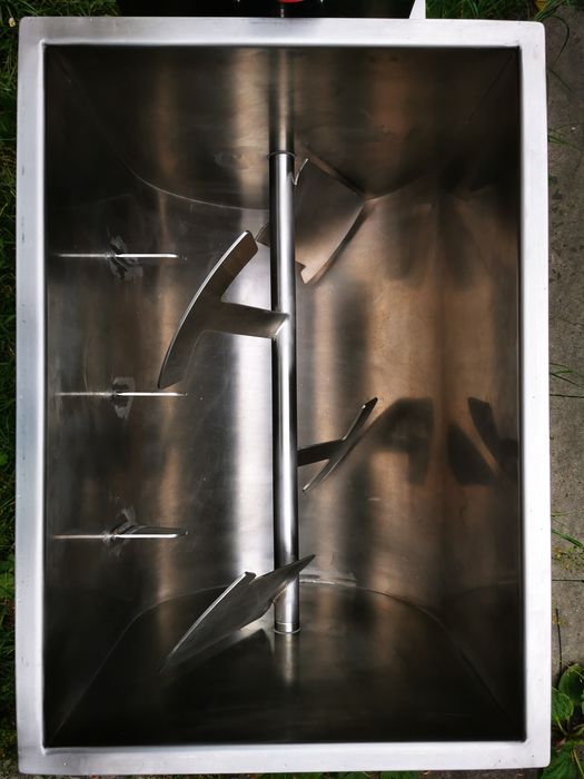 Polska maszynka do mielenia mięsa Alfa 32 22 nowa Kielce z silnikiem