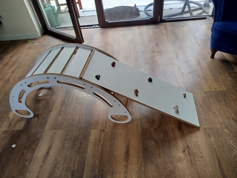 Drabinka bujak  że zjeżdżalnią