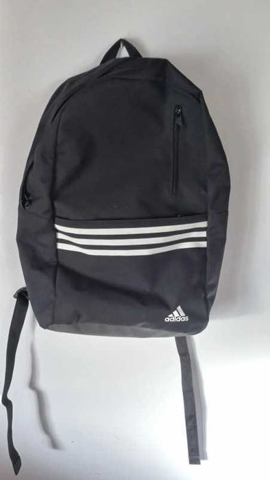 Mochila Adidas como nova!