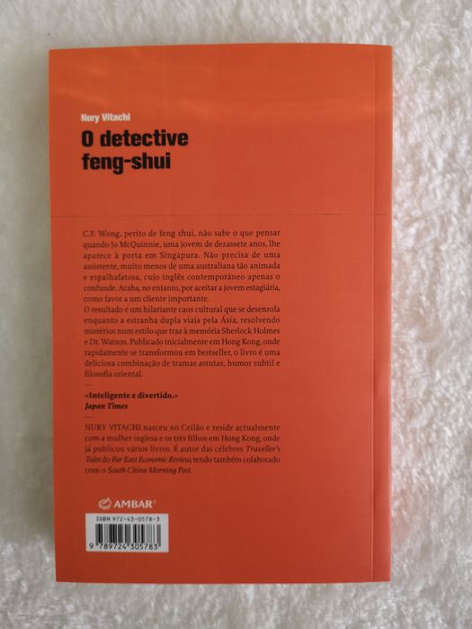 Livro policial, novo