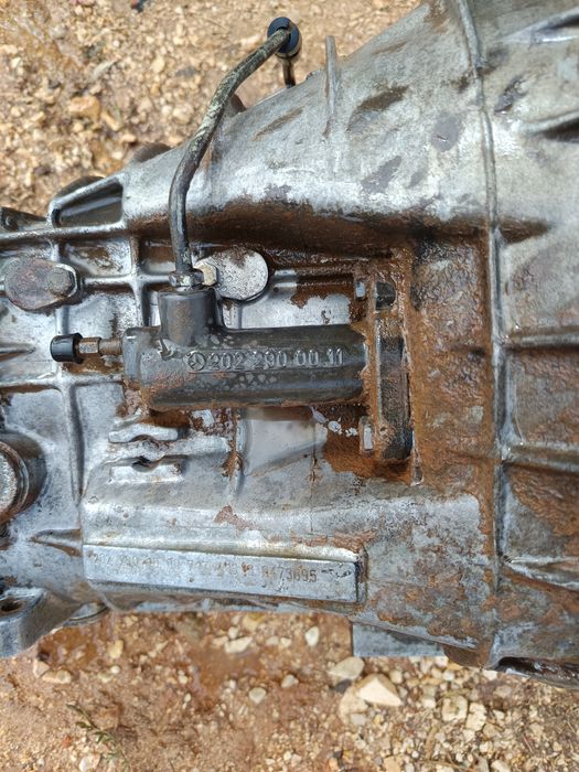 Várias peças Mercedes Ede97