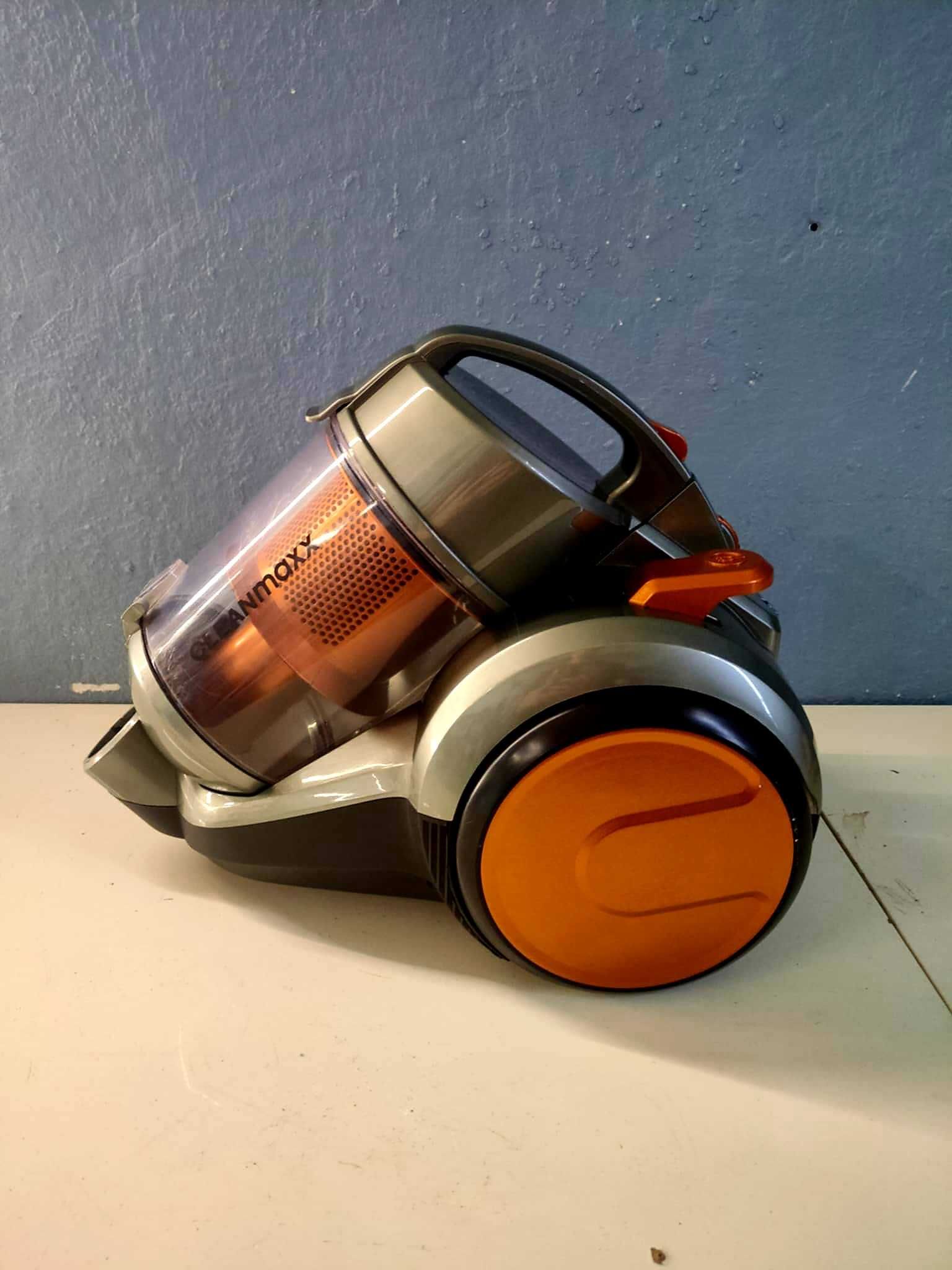 Odkurzacz Clean Maxx Pet Star  700w pojemność 2.5 L