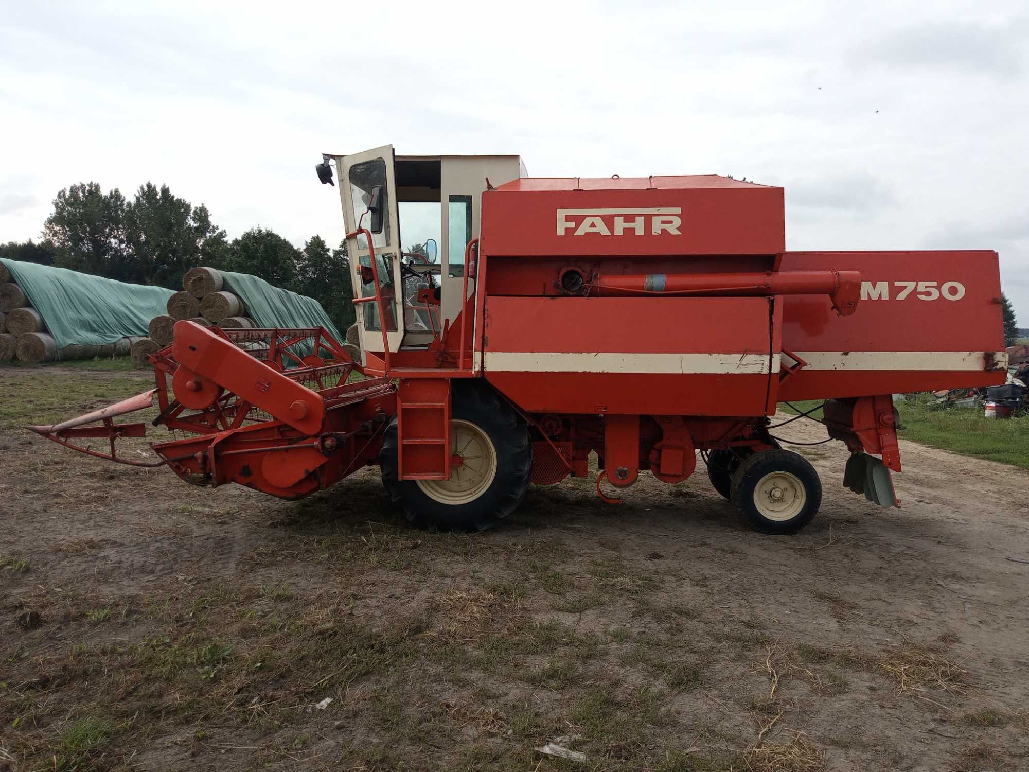 Kombajn Massey Ferguson 186 Fahr