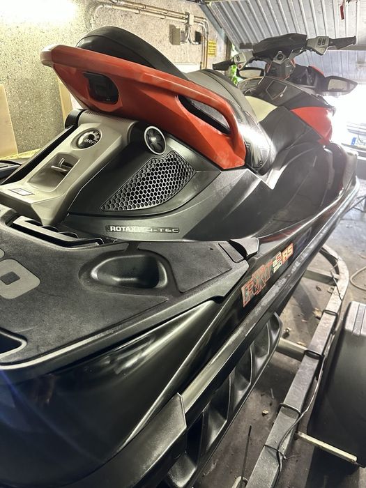 Гідроцикл BRP RXT ASX RS 260, 2011 р., FOX, тележка в комплекті