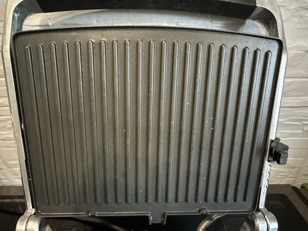 Grill elektryczny opiekacz toster