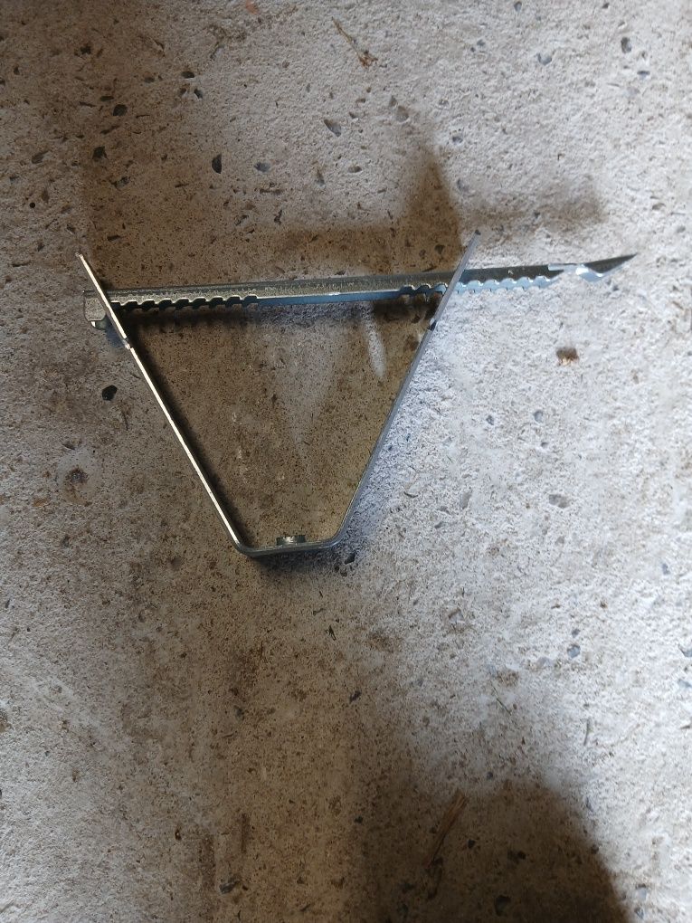Wieszak do blachy trapezowej M8 + zawieszka