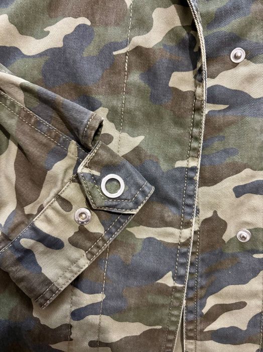 Parka/parca padrão militar camuflado Mango