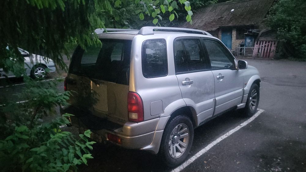 Продам сузуки гранд вітара 2005