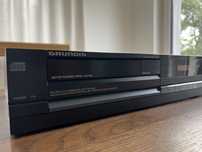 Grundig  cd 8200 cd player