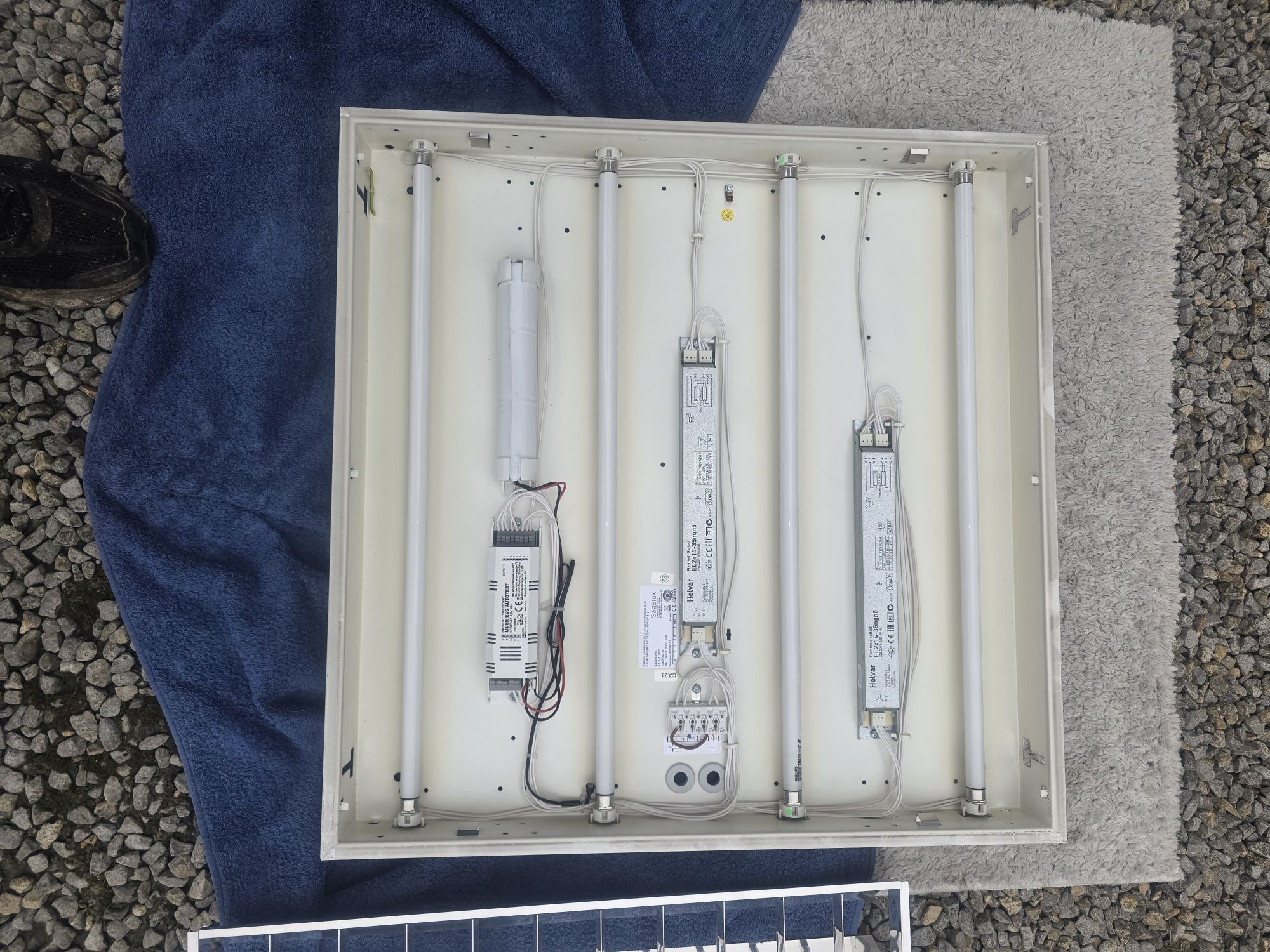Lampy kasetonowe