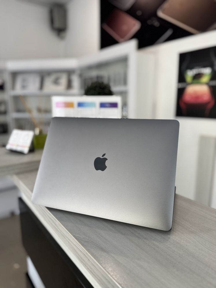 Open Box MacBook Pro 13’ 2022 M2 16/512Gb Space Gray (Z16S0005D)