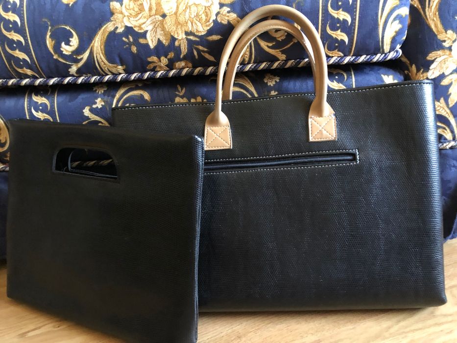 Mala de mão e pasta preta