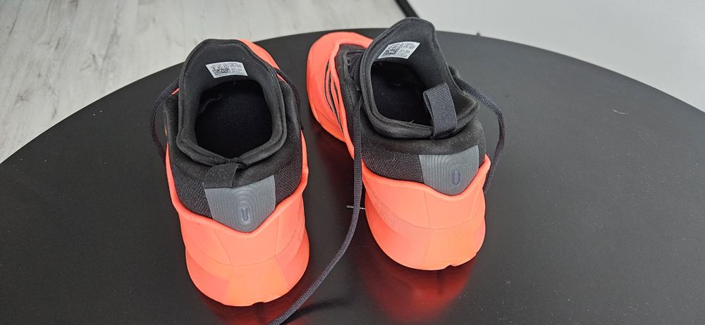 adidas Performance DAME 9 - Obuwie do koszykówki rozmiar  42 i 2/3

DA