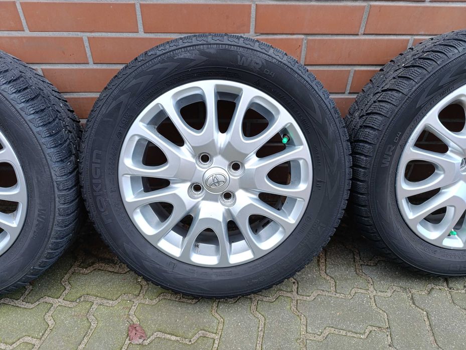 alufelgi + opony 175/65 R15 4x100 Toyota np. Yaris