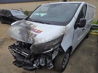 Nissan nv 300 nie trafic 2025 rok