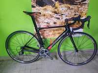 Bicicleta de carbono com ultegra 11v