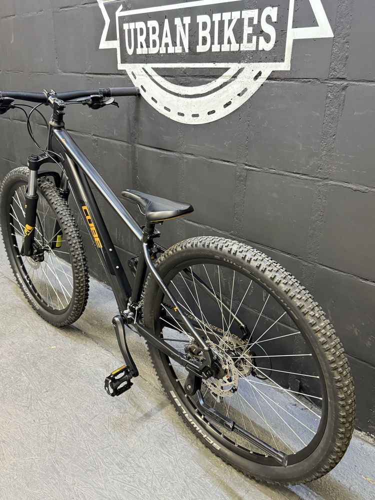 Rower MTB CUBE AIM RACE Shimano Acera 27,5” 36 cm Urban Bikes