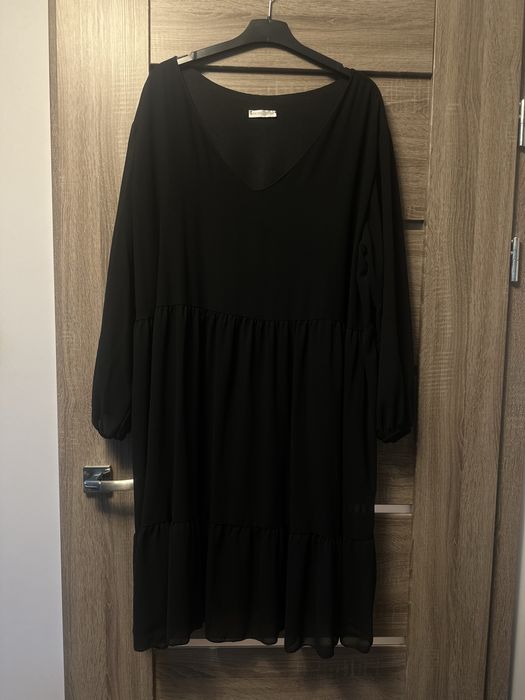 Sukienka elegancka włoska rozm. 52